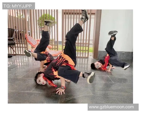 南京街舞队携手创新引领热议街舞配合变革新潮流